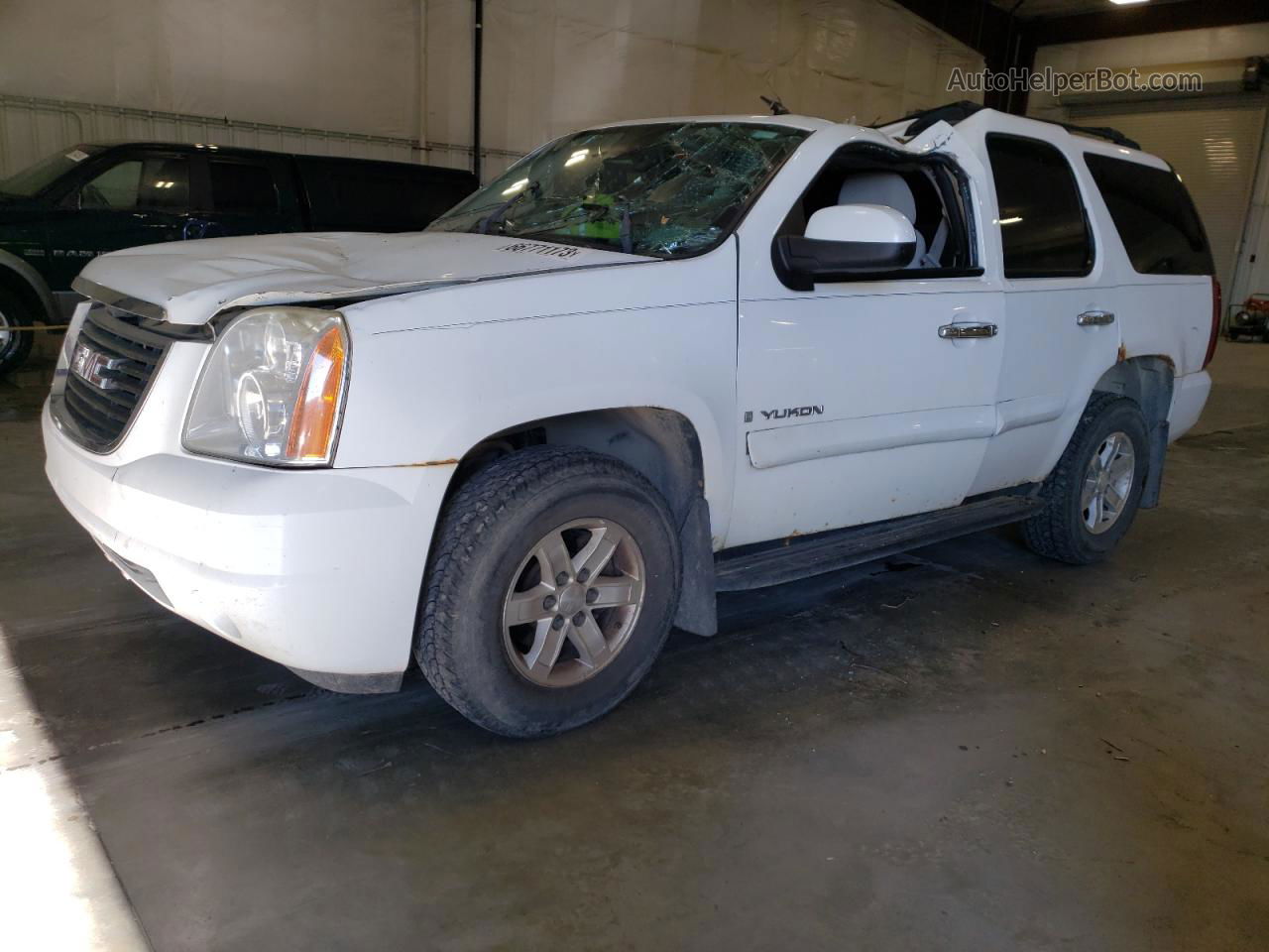 2007 Gmc Yukon  Белый vin: 1GKFK13067R222929