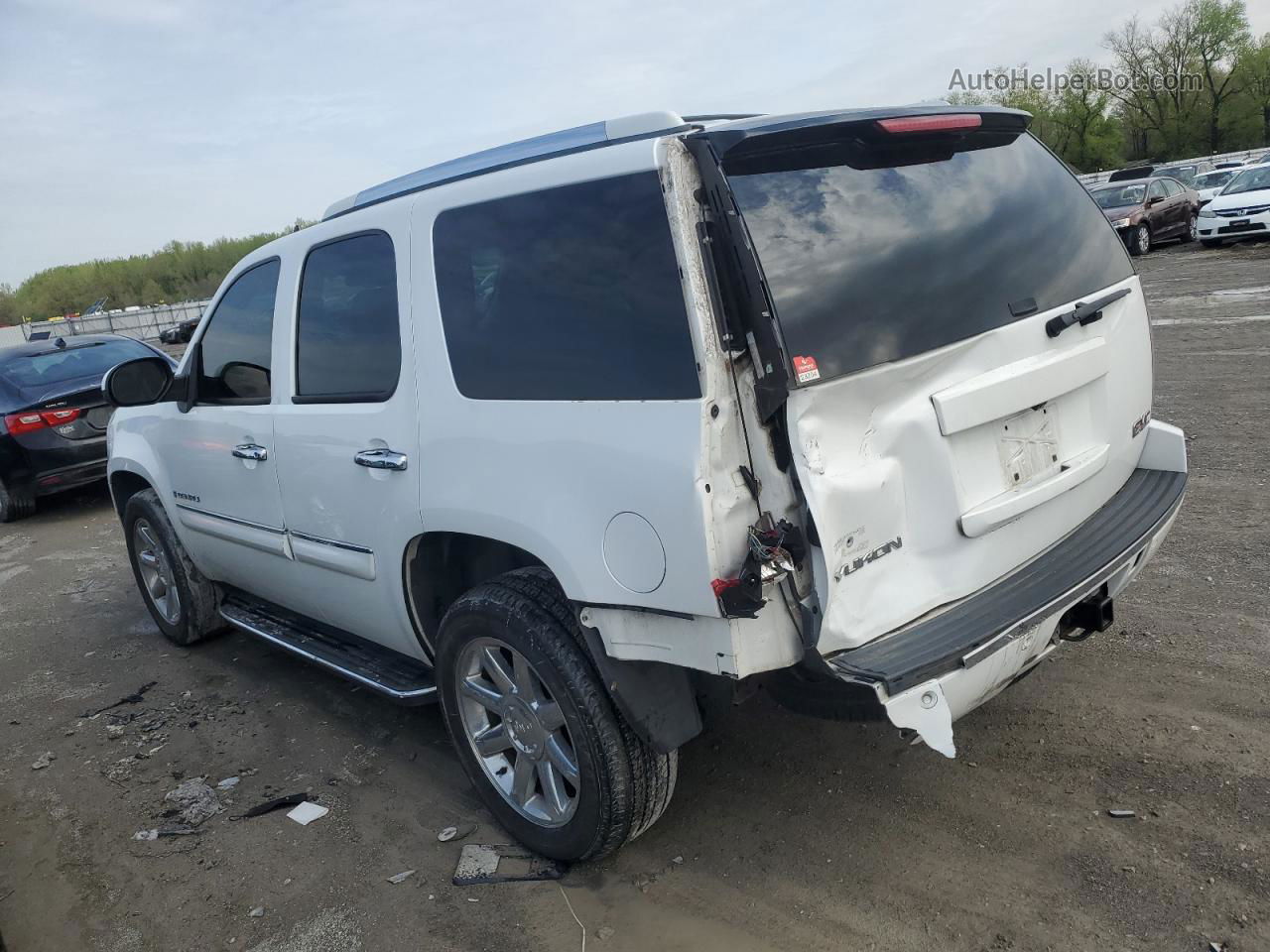 2007 Gmc Yukon Denali White vin: 1GKFK63857J240081