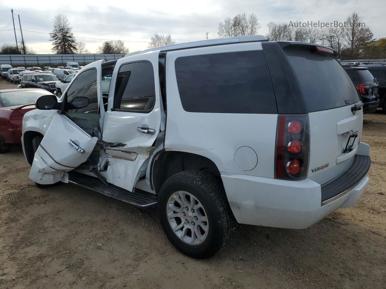 2007 Gmc Yukon Denali White vin: 1GKFK63867J282419