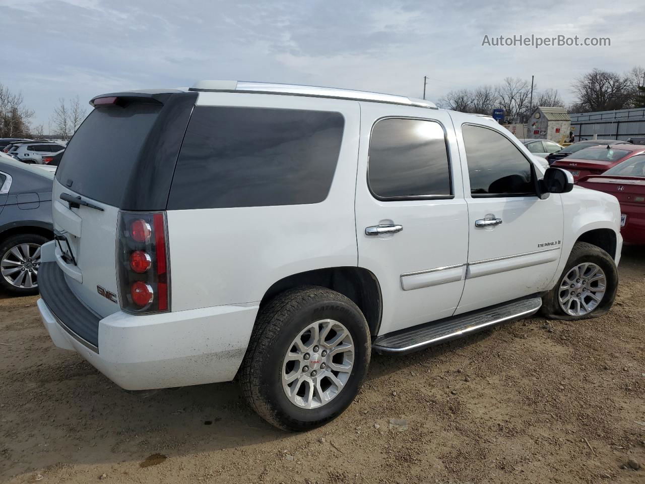 2007 Gmc Yukon Denali White vin: 1GKFK63867J282419