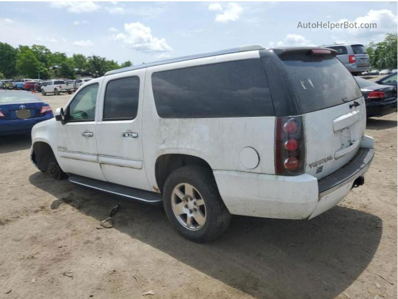 2007 Gmc Yukon Xl Denali White vin: 1GKFK66837J183505