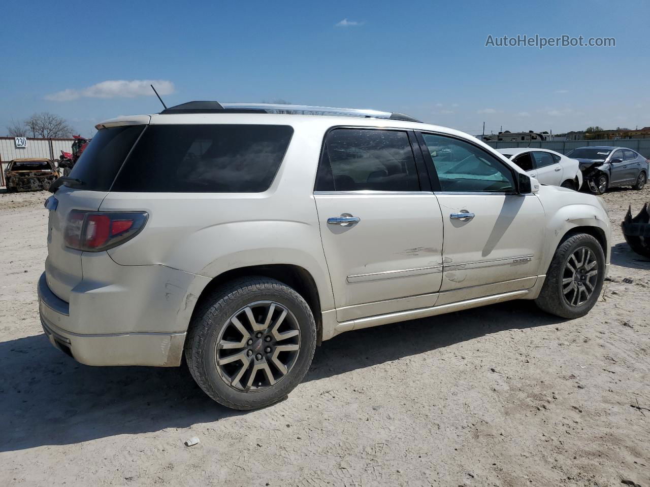 2013 Gmc Acadia Denali White vin: 1GKKRTKD8DJ169784