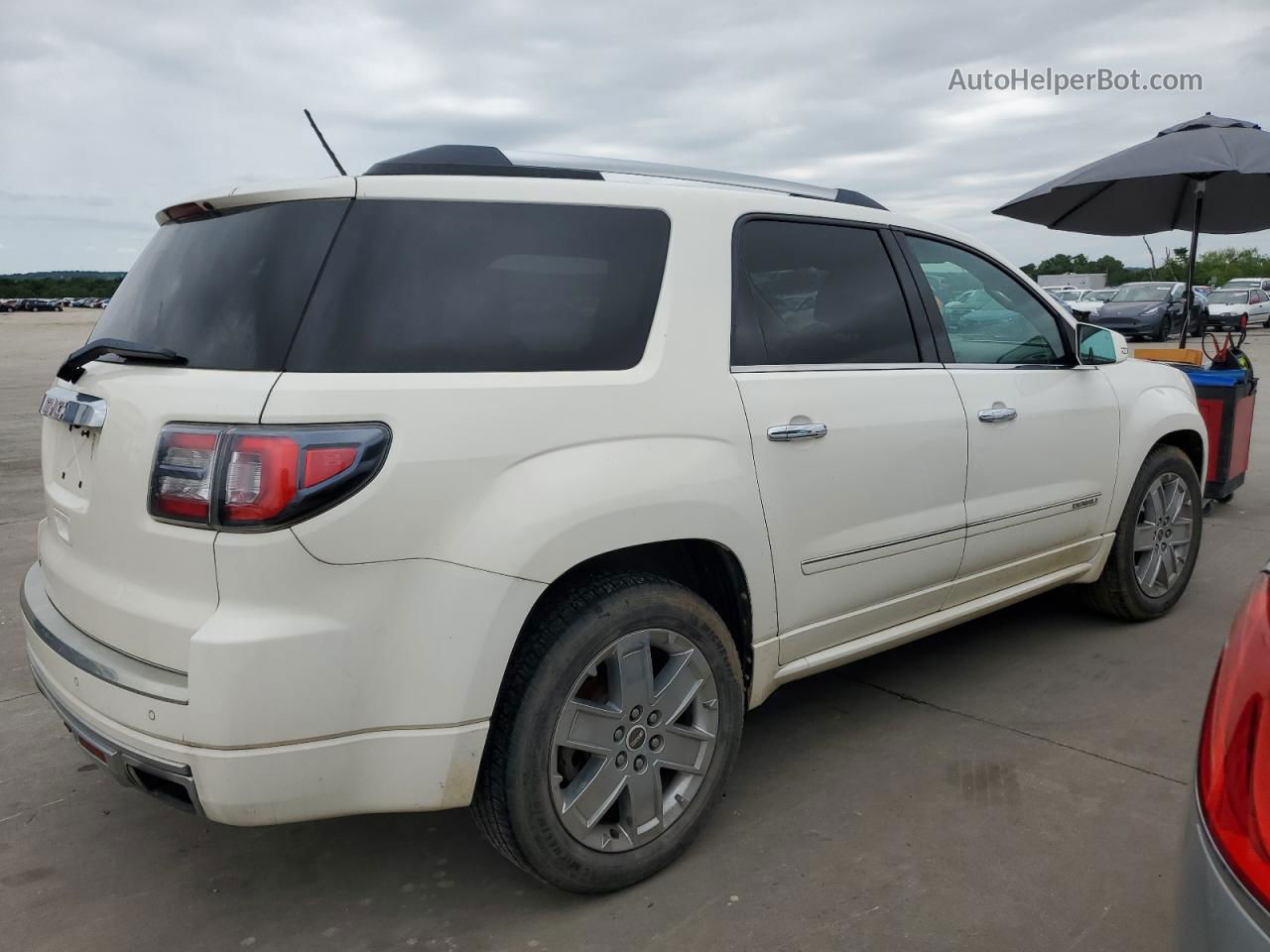 2013 Gmc Acadia Denali White vin: 1GKKRTKD9DJ184231