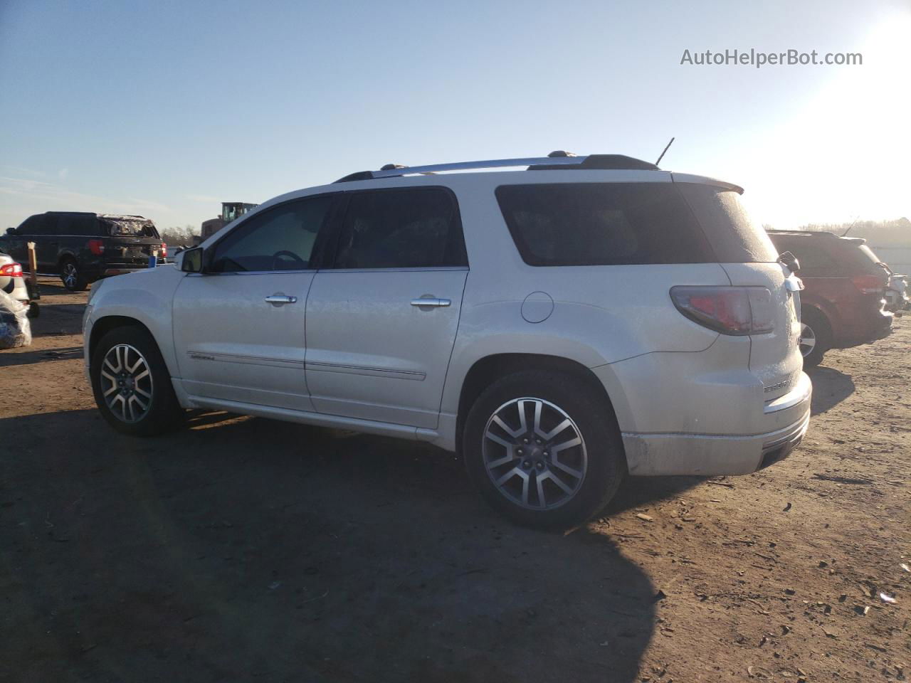 2014 Gmc Acadia Denali White vin: 1GKKVTKD2EJ152749