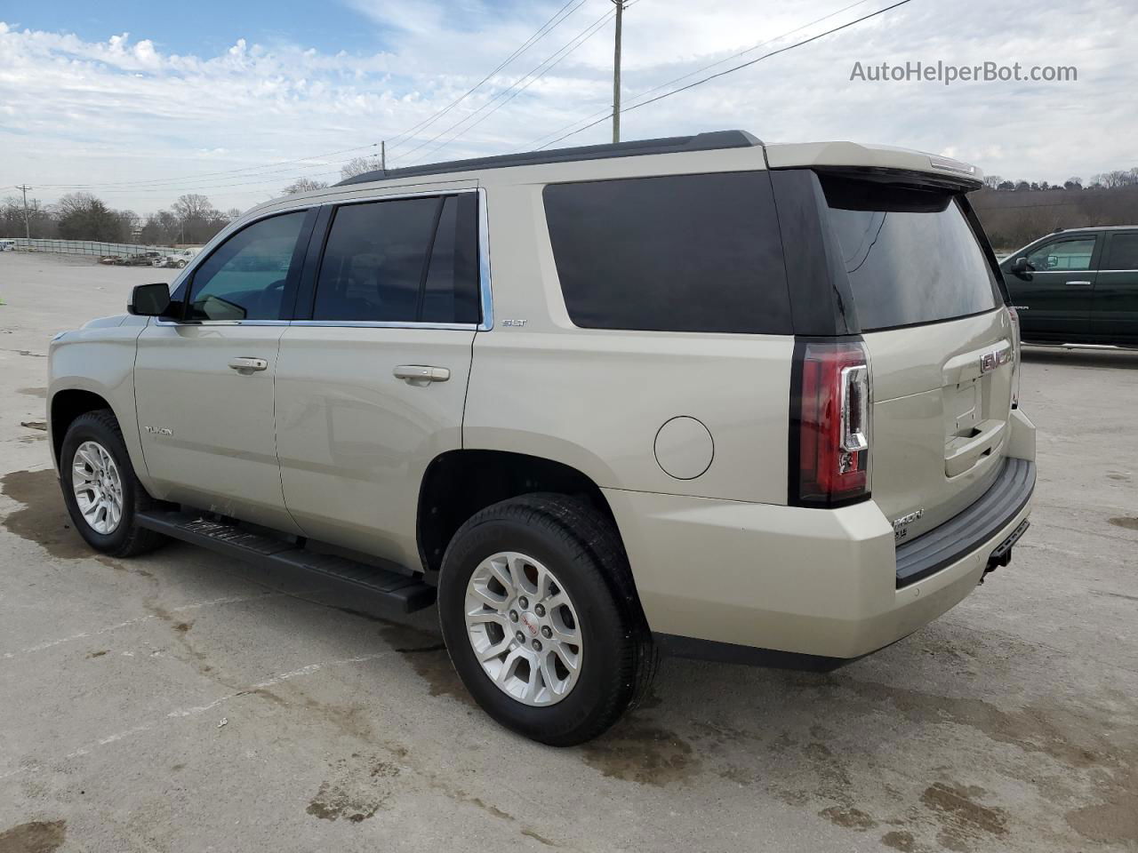 2017 Gmc Yukon Slt Gold vin: 1GKS1BKC7HR376876