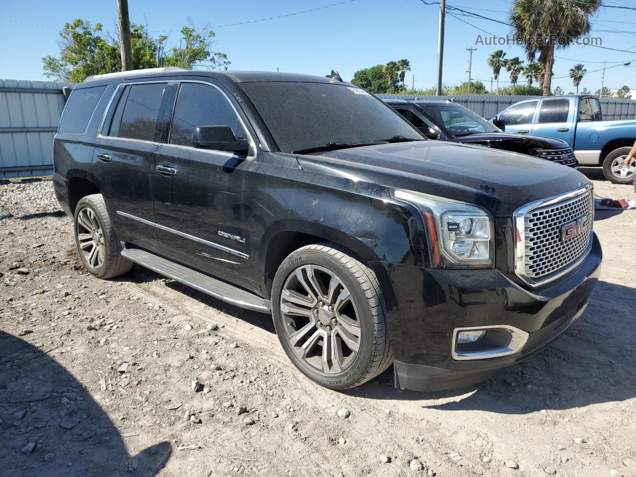 2017 Gmc Yukon Denali Black vin: 1GKS1CKJ1HR324440