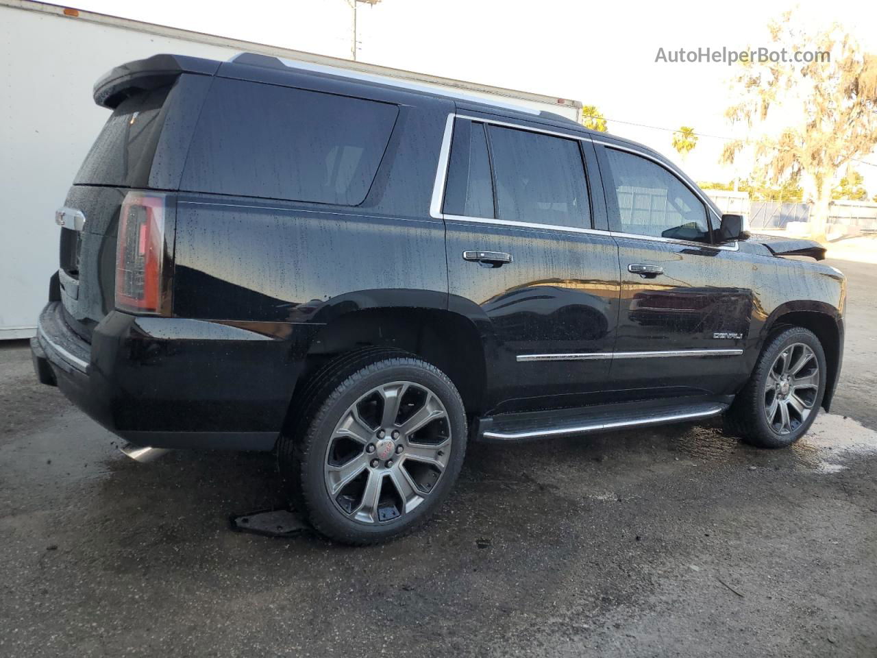 2017 Gmc Yukon Denali Черный vin: 1GKS1CKJ5HR386679