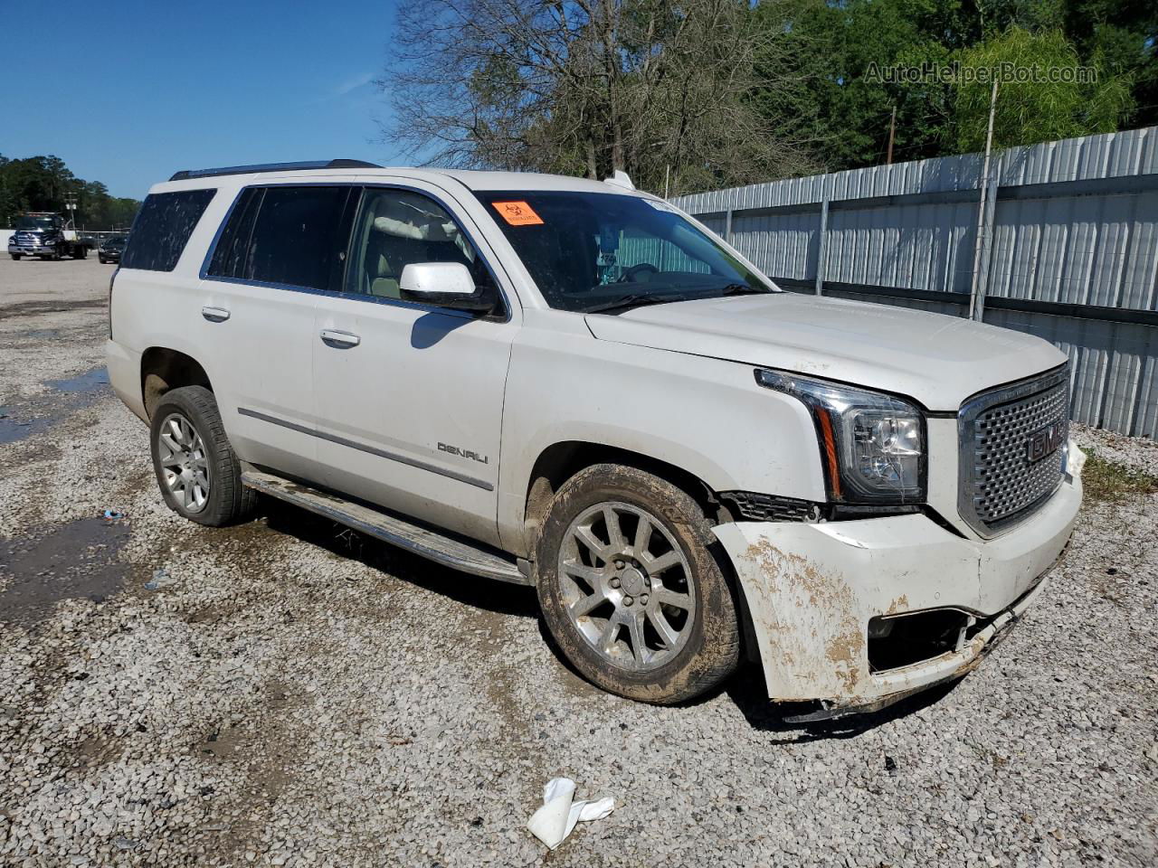 2017 Gmc Yukon Denali Белый vin: 1GKS1CKJ9HR308552