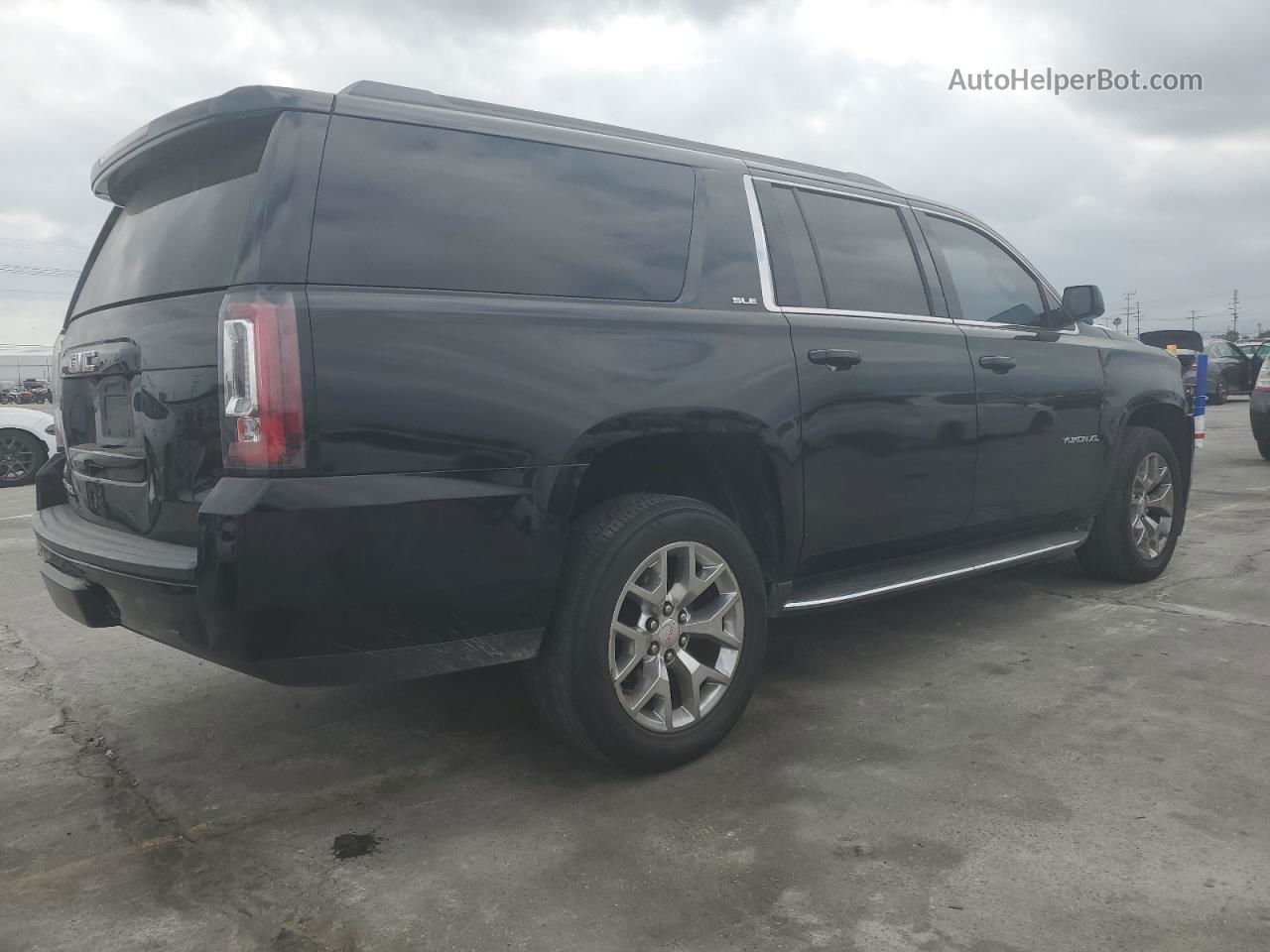 2017 Gmc Yukon Xl C1500 Sle Black vin: 1GKS1FKC0HR318275