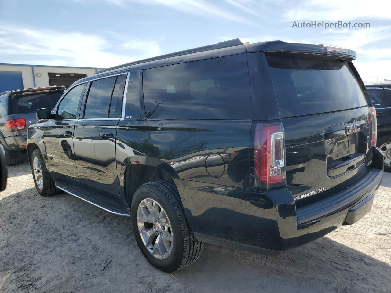 2017 Gmc Yukon Xl C1500 Slt Black vin: 1GKS1GKC4HR295864