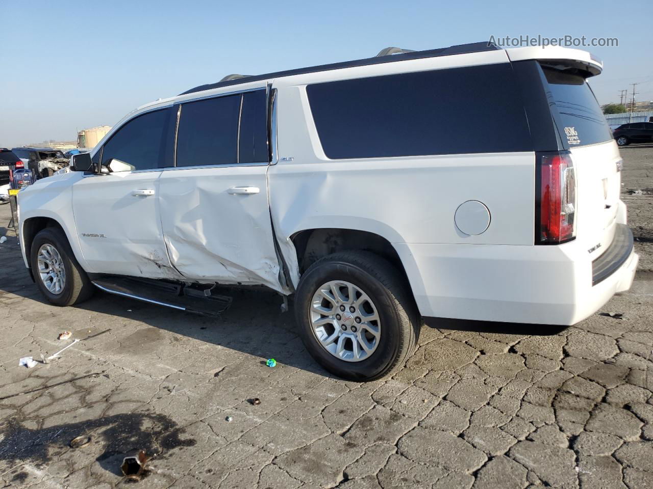 2020 Gmc Yukon Xl C1500 Slt White vin: 1GKS1GKCXLR300087