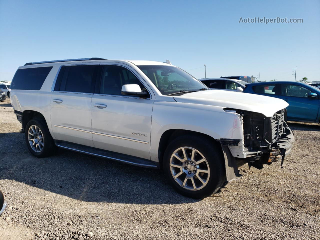 2017 Gmc Yukon Xl Denali White vin: 1GKS1HKJ0HR249730