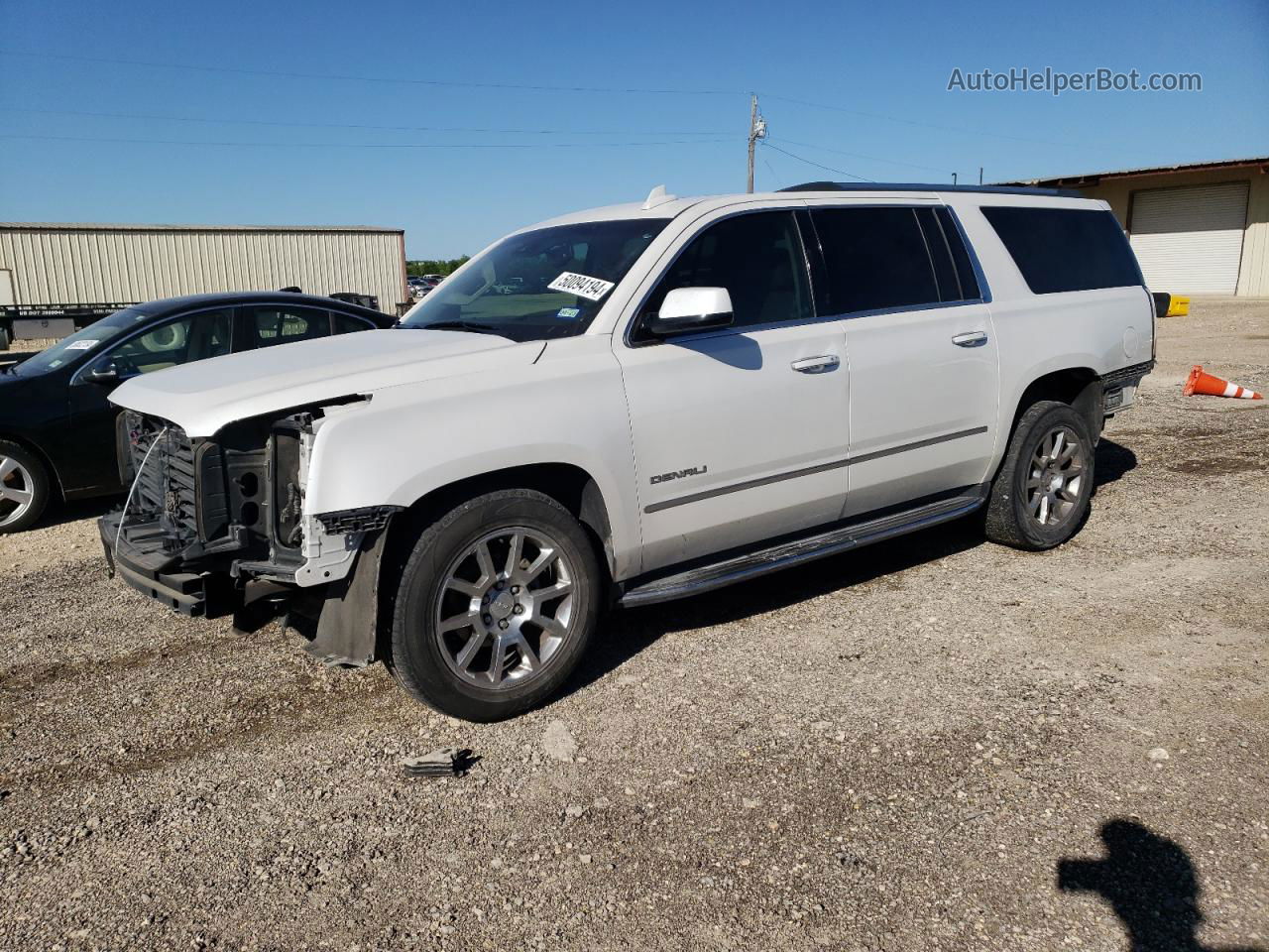 2017 Gmc Yukon Xl Denali White vin: 1GKS1HKJ0HR249730