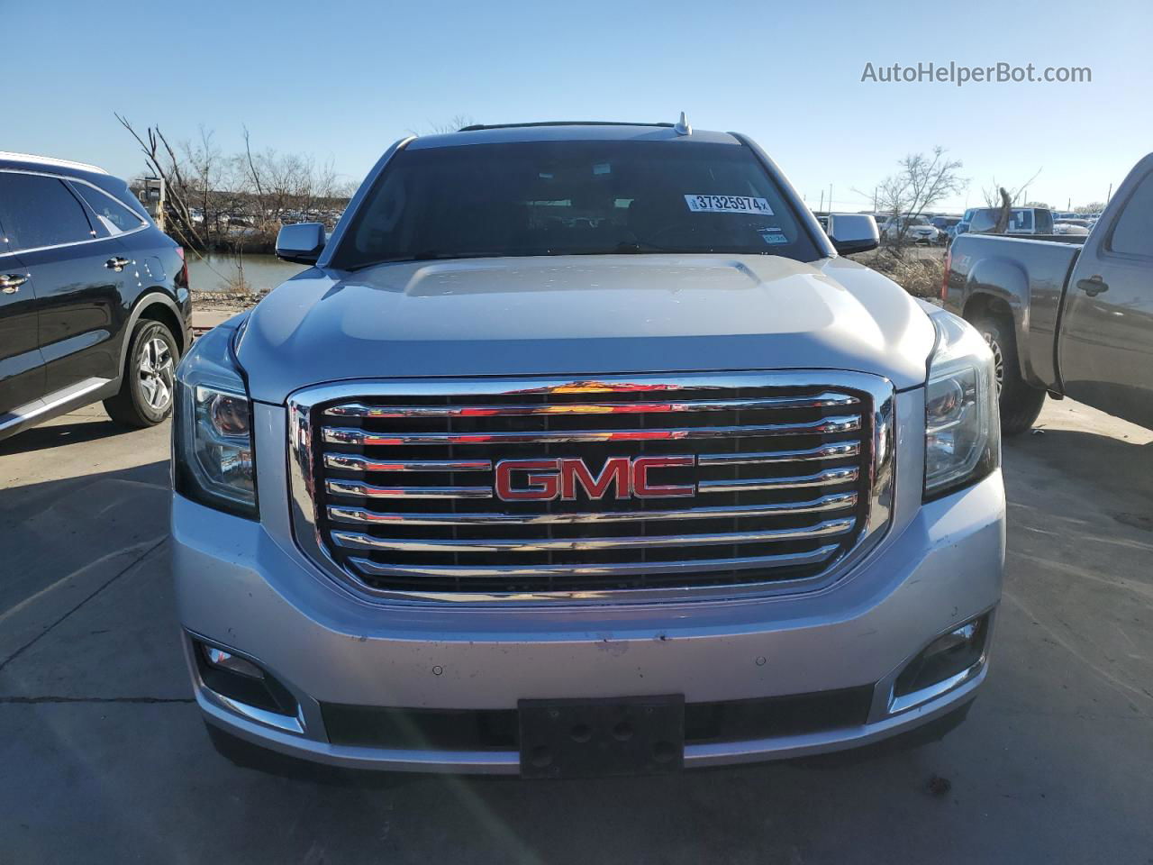 2017 Gmc Yukon Slt Silver vin: 1GKS2BKC1HR381181