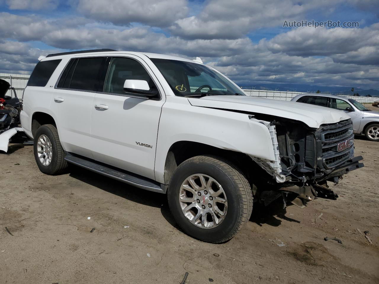 2017 Gmc Yukon Slt White vin: 1GKS2BKCXHR195638