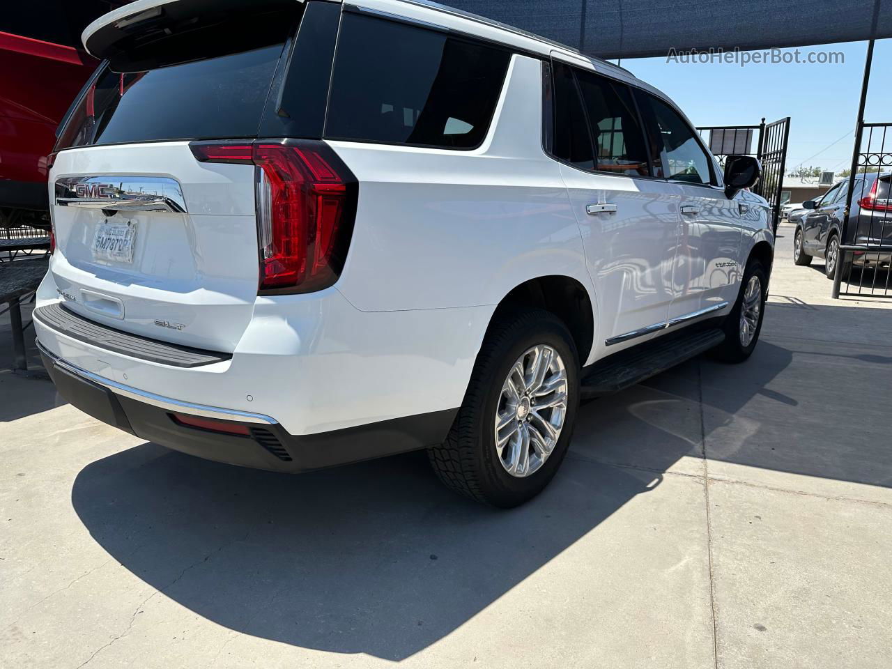 2021 Gmc Yukon Slt White vin: 1GKS2BKD0MR372376