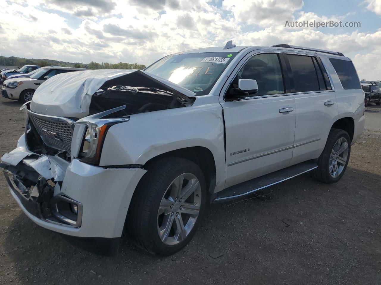 2017 Gmc Yukon Denali White vin: 1GKS2CKJ0HR215092