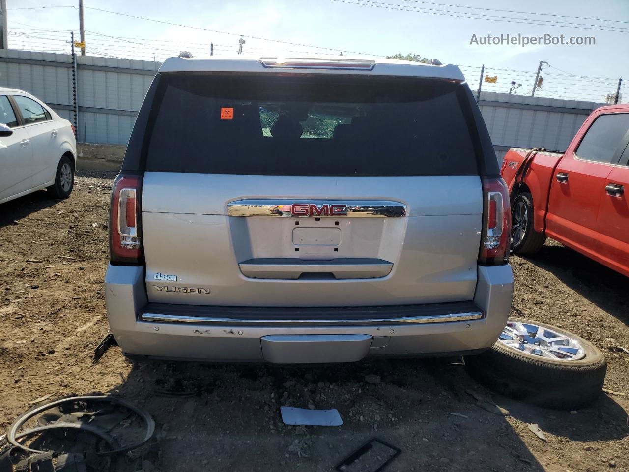 2017 Gmc Yukon Denali Серебряный vin: 1GKS2CKJ1HR116913