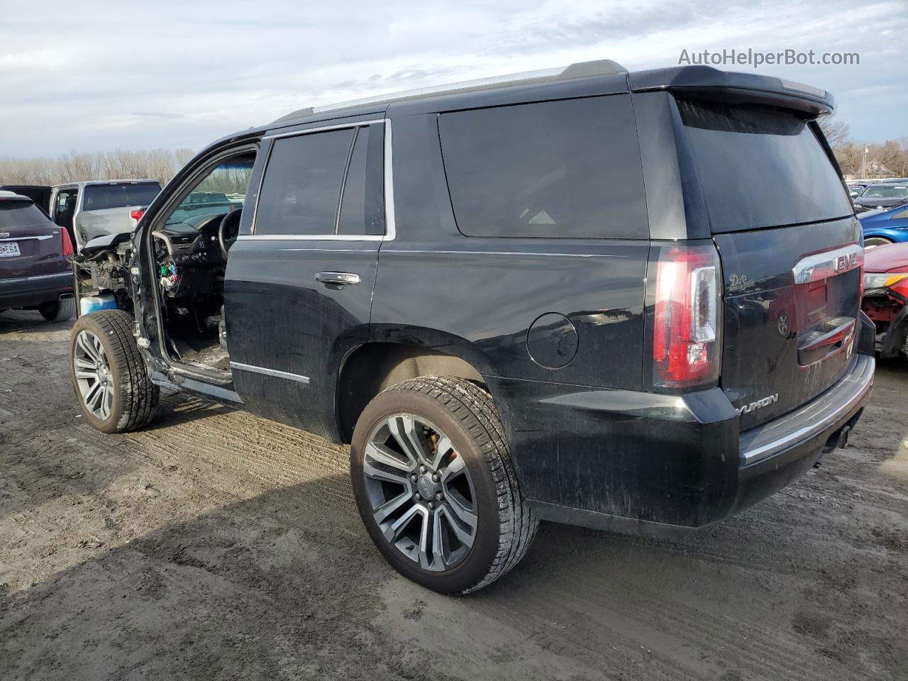 2017 Gmc Yukon Denali Черный vin: 1GKS2CKJ3HR334450