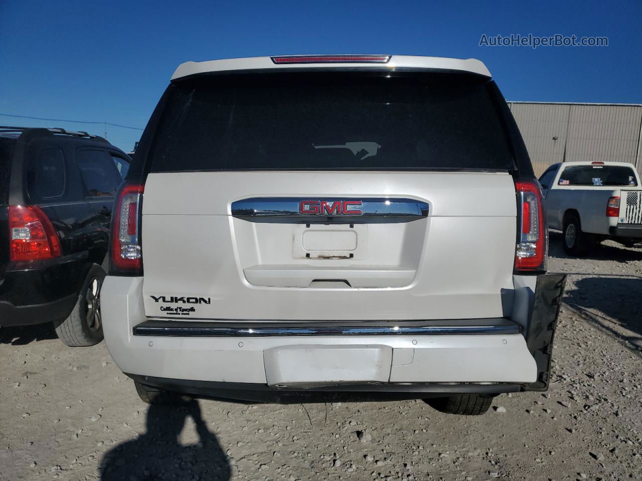 2017 Gmc Yukon Denali White vin: 1GKS2CKJ9HR245434