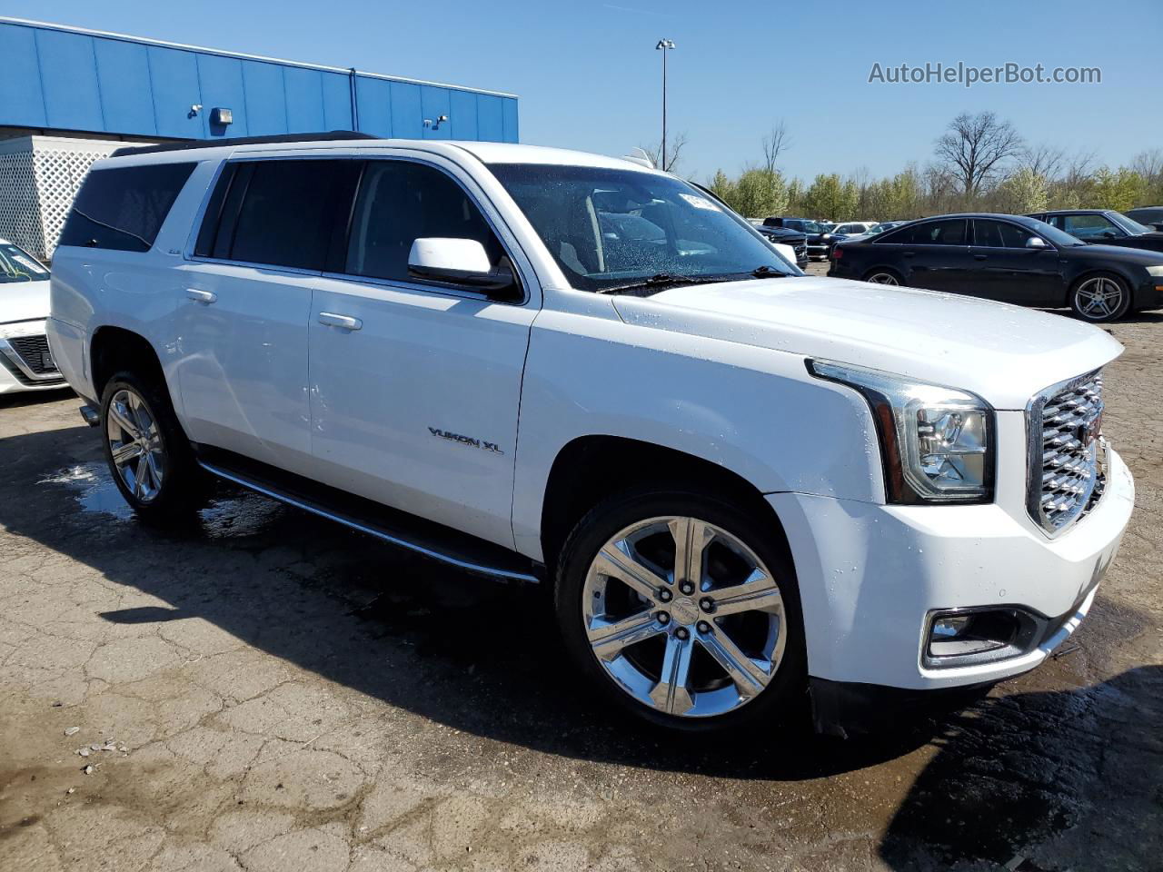 2017 Gmc Yukon Xl K1500 Sle White vin: 1GKS2FKC6HR229033