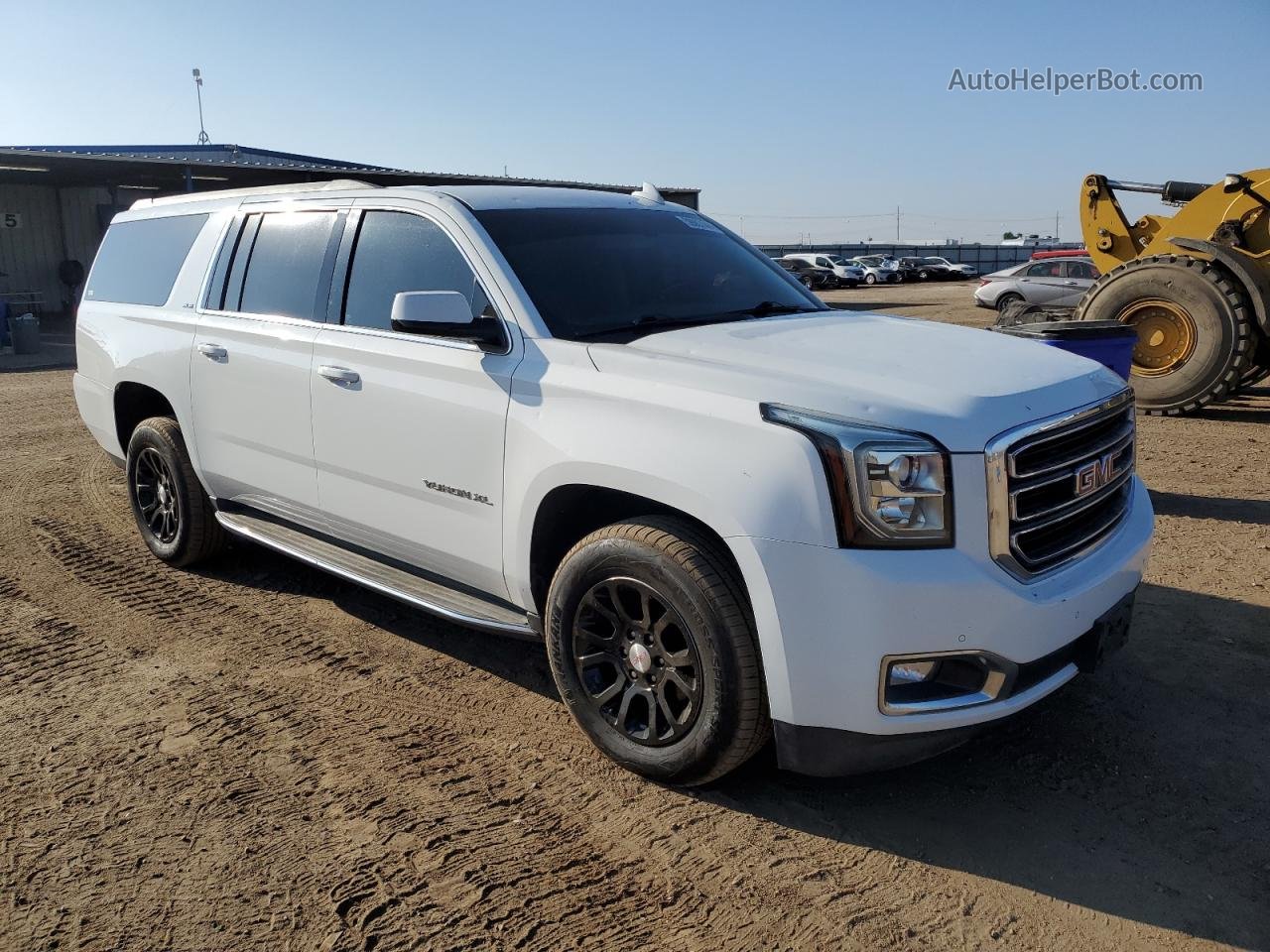 2017 Gmc Yukon Xl K1500 Sle Белый vin: 1GKS2FKC7HR216503