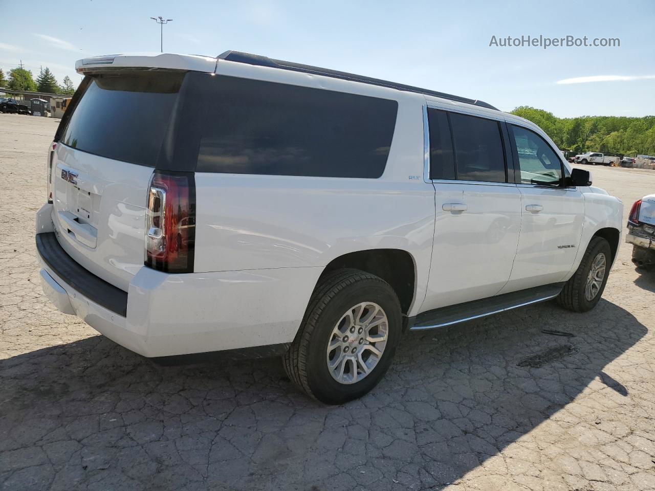 2017 Gmc Yukon Xl K1500 Slt White vin: 1GKS2GKC0HR112151