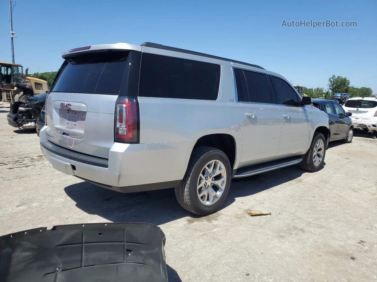 2017 Gmc Yukon Xl K1500 Slt Silver vin: 1GKS2GKC4HR280780