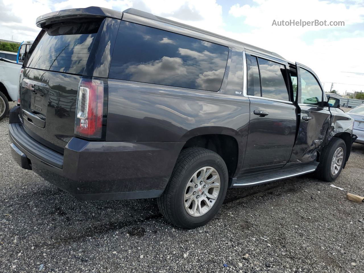 2017 Gmc Yukon Xl K1500 Slt Gray vin: 1GKS2GKC5HR177447