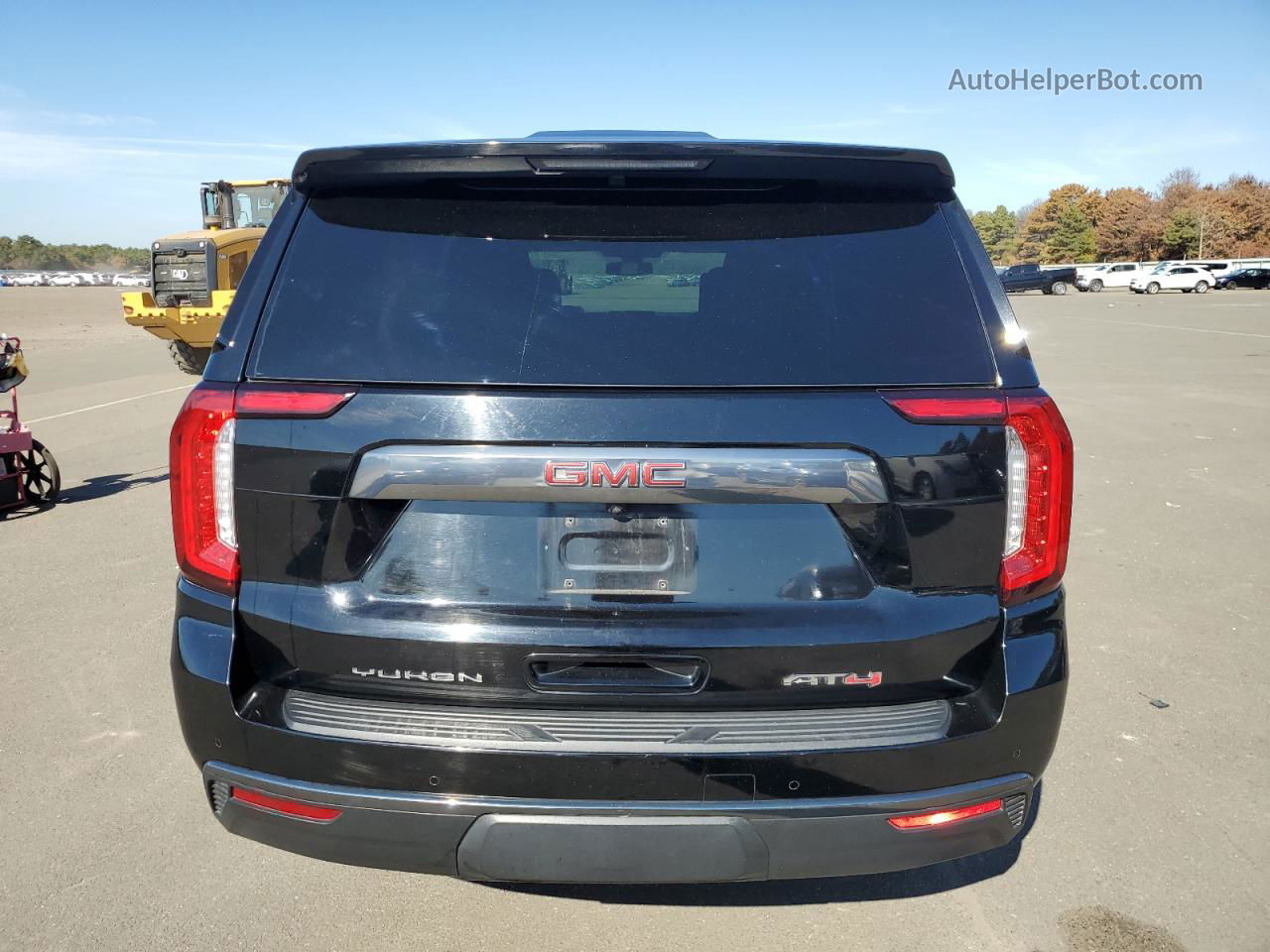 2021 Gmc Yukon Xl K1500 At4 Black vin: 1GKS2HKD8MR421102