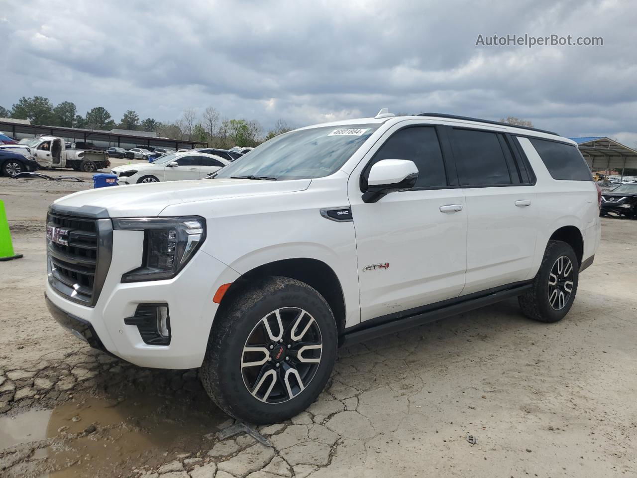 2021 Gmc Yukon Xl K1500 At4 White vin: 1GKS2HKDXMR239806