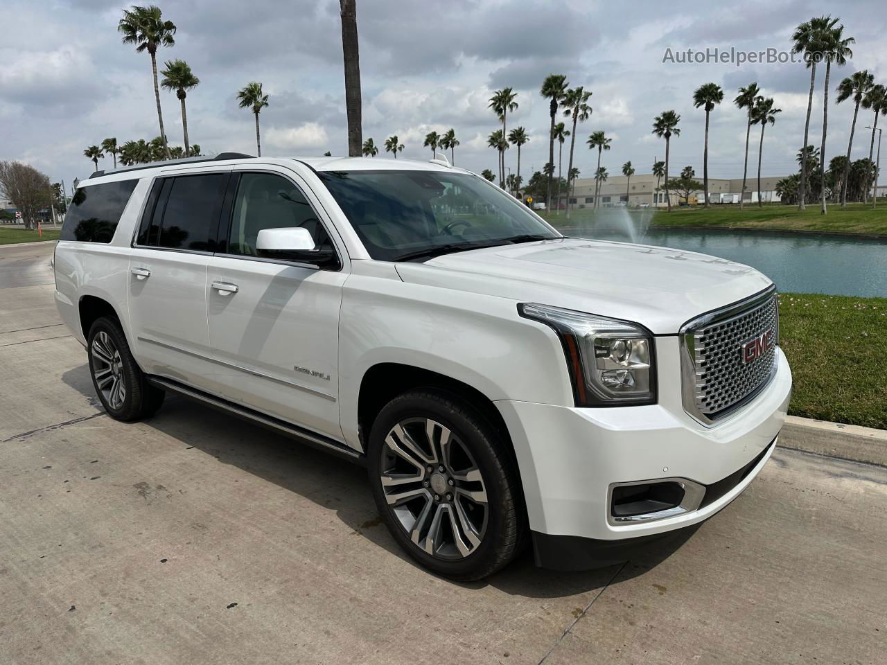 2020 Gmc Yukon Xl Denali White vin: 1GKS2HKJ1LR232117