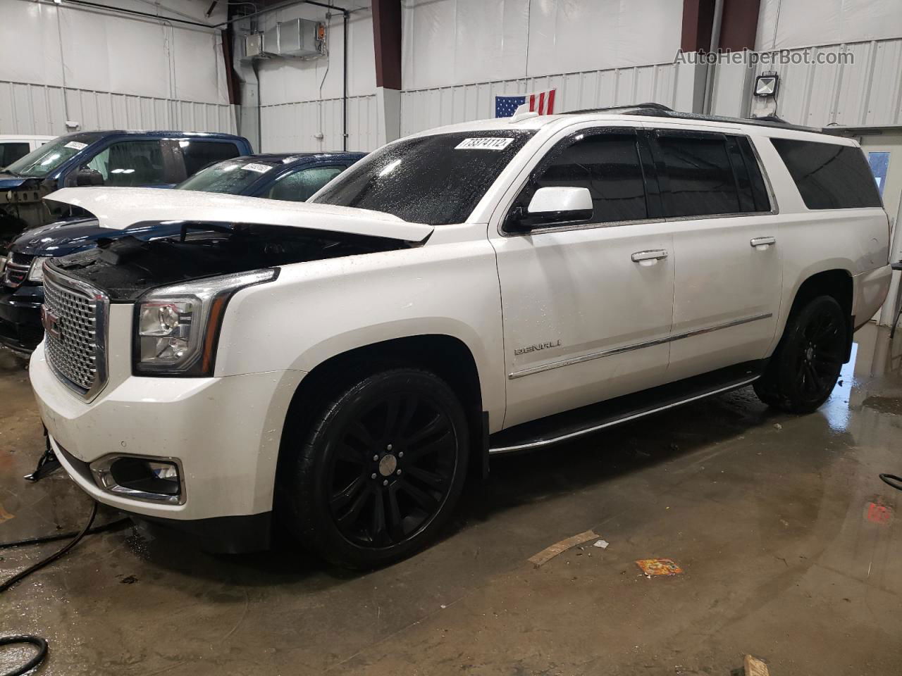 2017 Gmc Yukon Xl Denali White vin: 1GKS2HKJ5HR307859