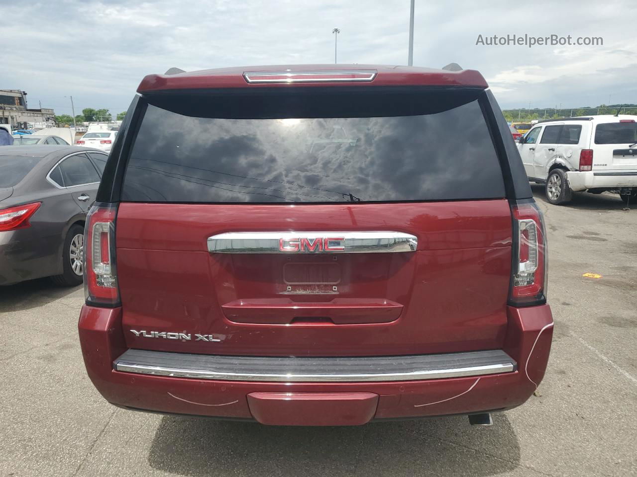 2017 Gmc Yukon Xl Denali Maroon vin: 1GKS2HKJ5HR381265