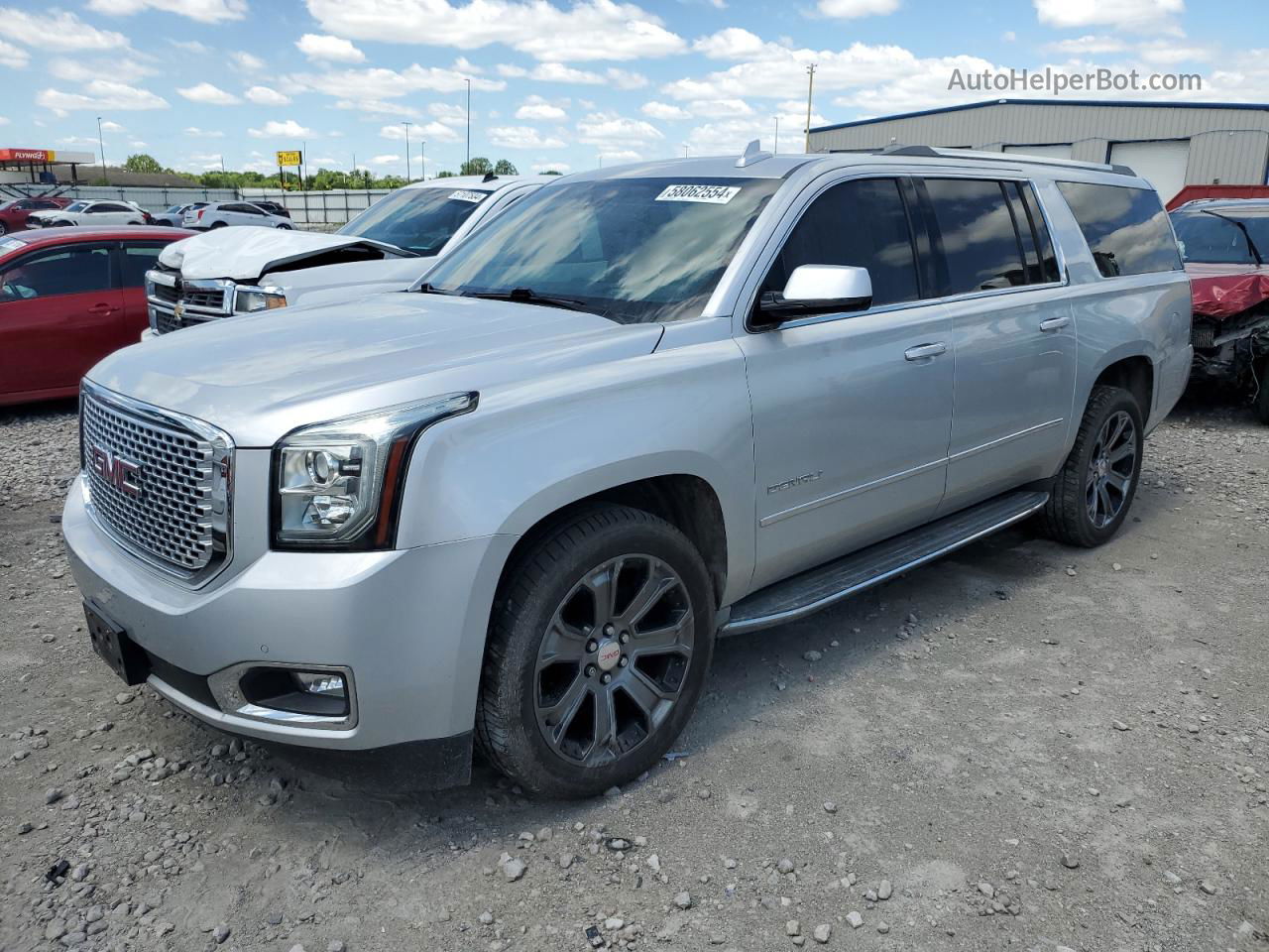 2017 Gmc Yukon Xl Denali Серебряный vin: 1GKS2HKJ9HR162518