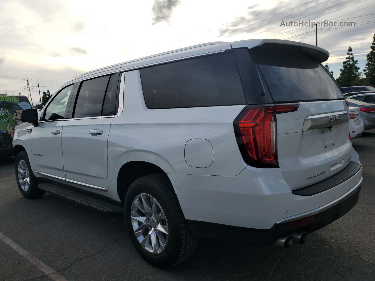 2021 Gmc Yukon Xl Denali White vin: 1GKS2JKL9MR381952