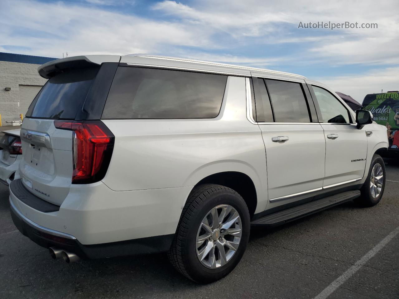 2021 Gmc Yukon Xl Denali White vin: 1GKS2JKL9MR381952