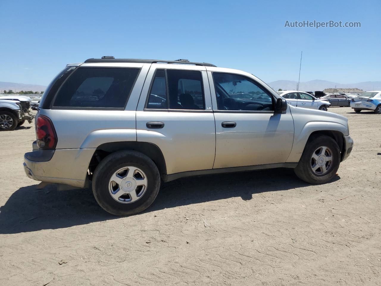 2002 Chevrolet Trailblazer  Gold vin: 1GNDS13S722315410