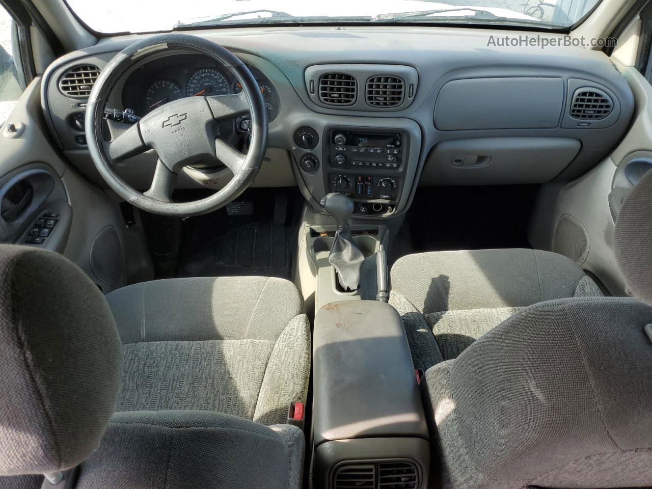 2002 Chevrolet Trailblazer  White vin: 1GNDT13S222179085