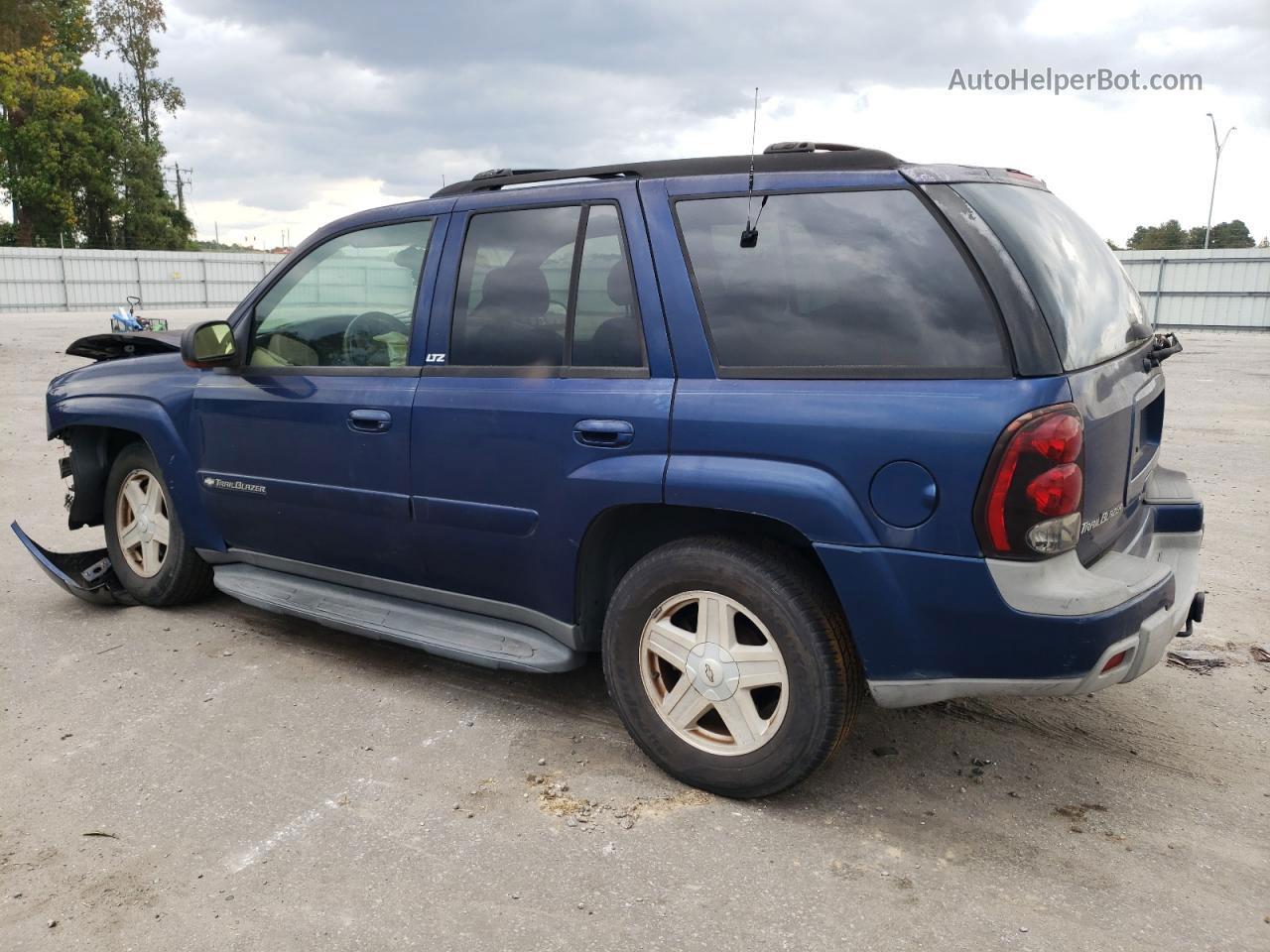 2002 Chevrolet Trailblazer  Blue vin: 1GNDT13S722308650