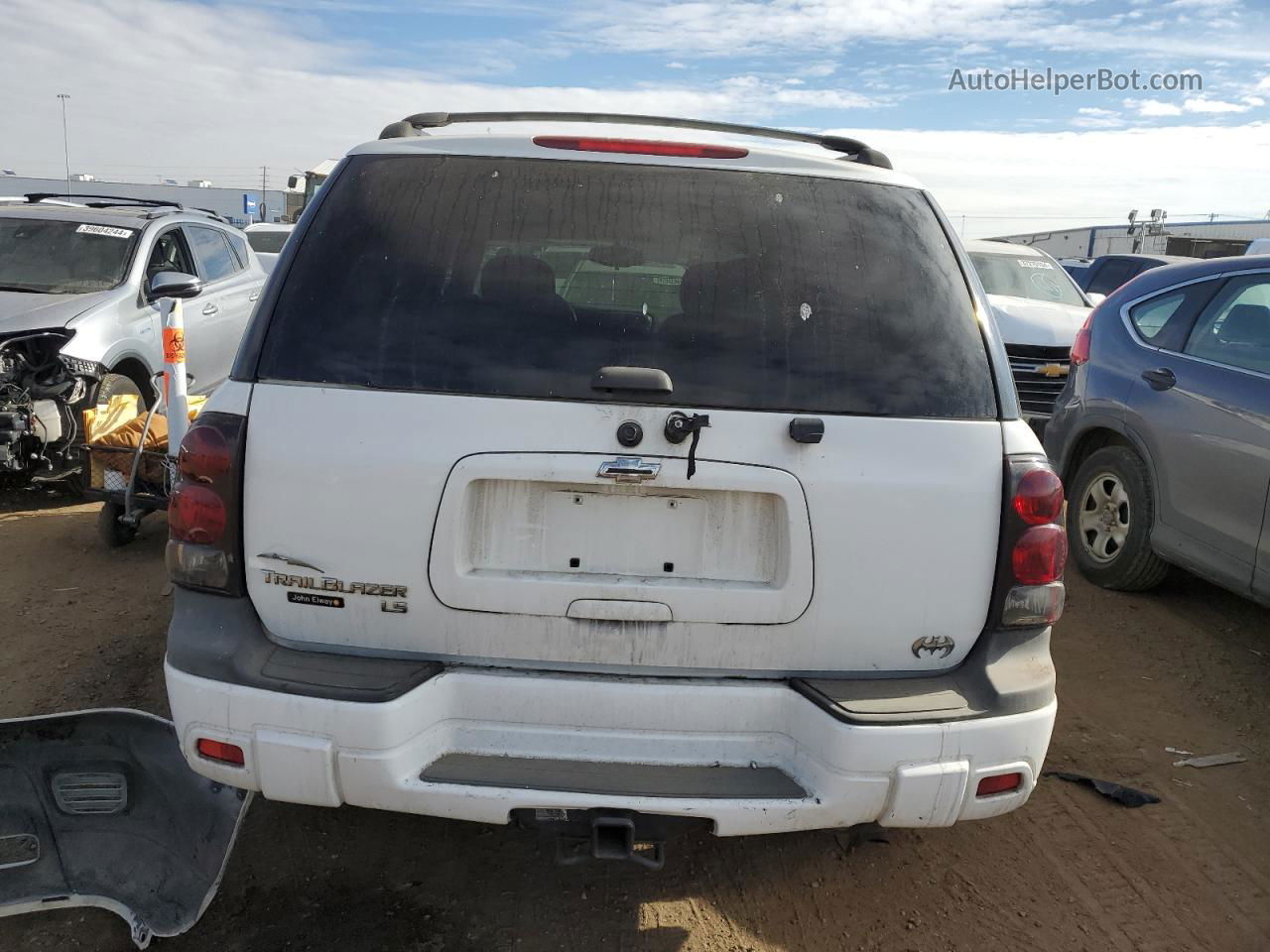 2006 Chevrolet Trailblazer Ls White vin: 1GNDT13S862122623