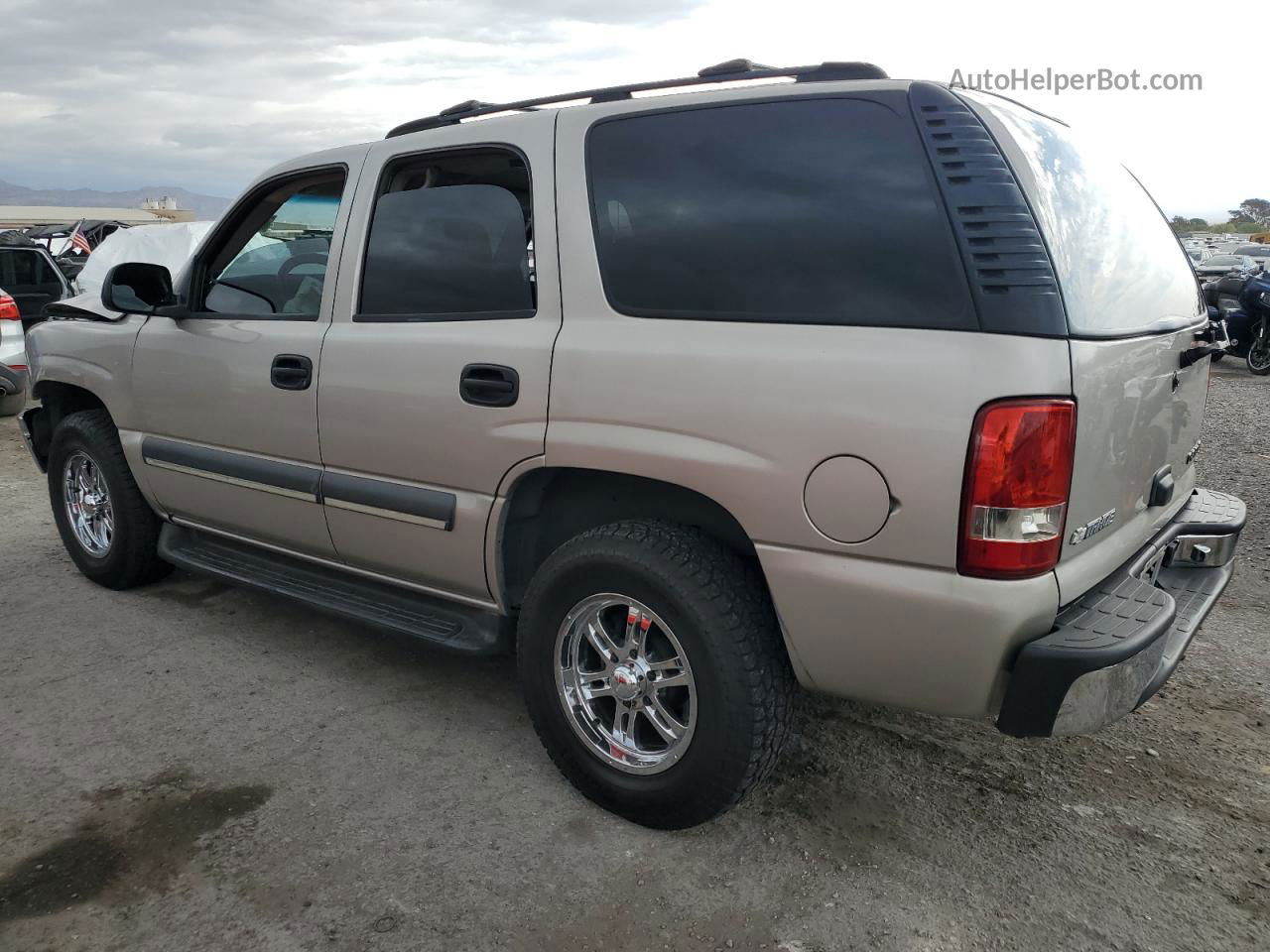 2004 Chevrolet Tahoe C1500 Tan vin: 1GNEC13T84R207012