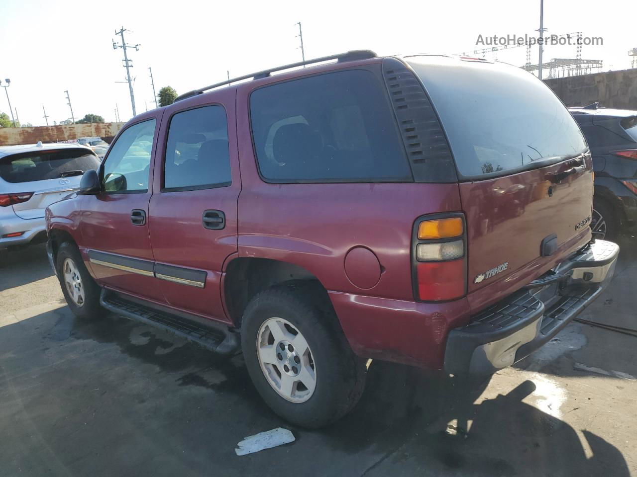 2004 Chevrolet Tahoe C1500 Burgundy vin: 1GNEC13V44R271825