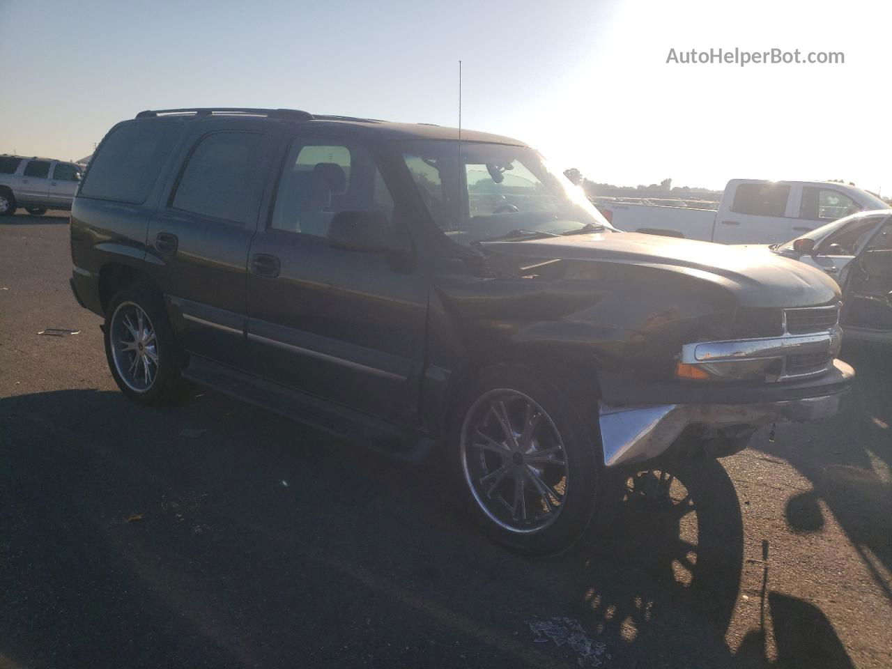 2004 Chevrolet Tahoe C1500 Black vin: 1GNEC13V54J304524