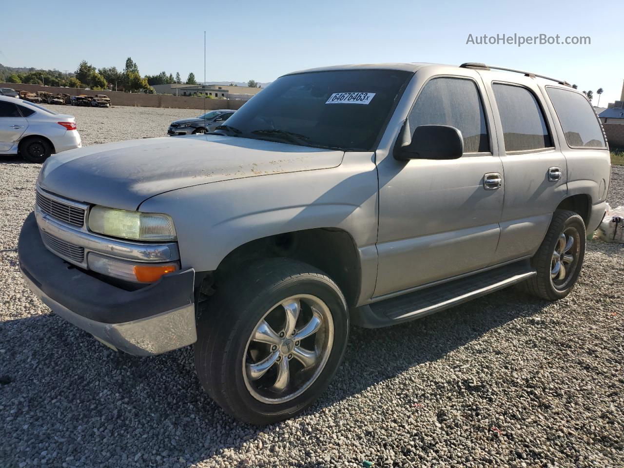 2004 Chevrolet Tahoe C1500 Silver vin: 1GNEC13V54R267640