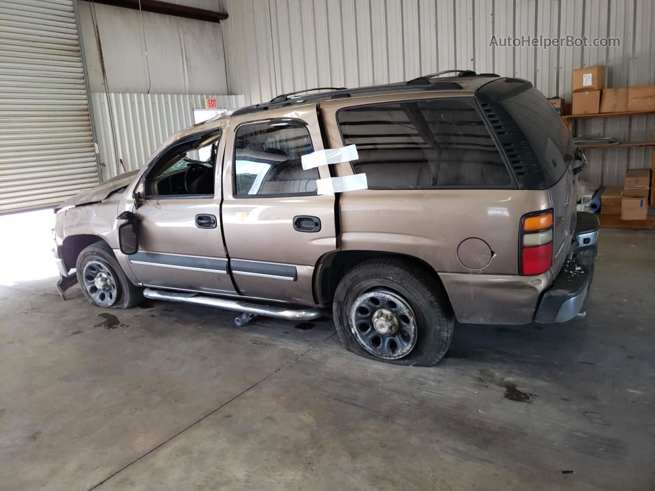 2004 Chevrolet Tahoe C1500 Бежевый vin: 1GNEC13V64R129489