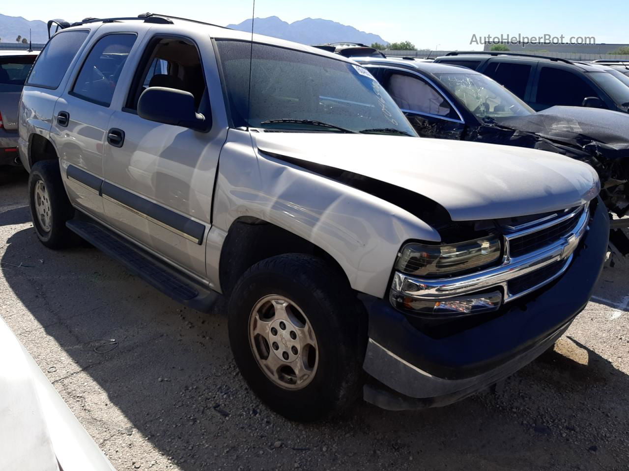 2004 Chevrolet Tahoe C1500 Tan vin: 1GNEC13V74J167988