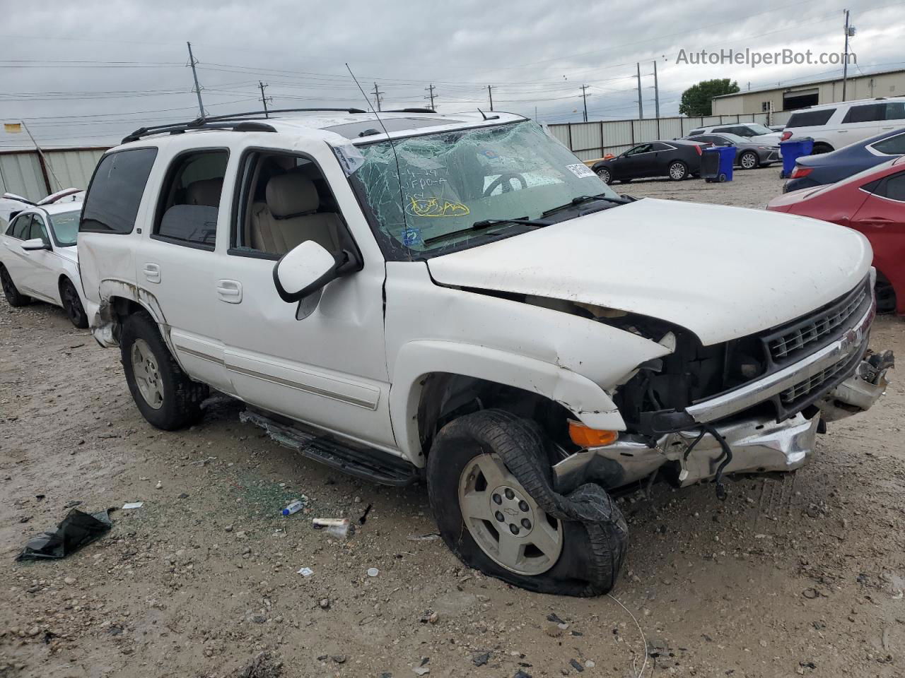 2004 Chevrolet Tahoe C1500 White vin: 1GNEC13Z04J298179