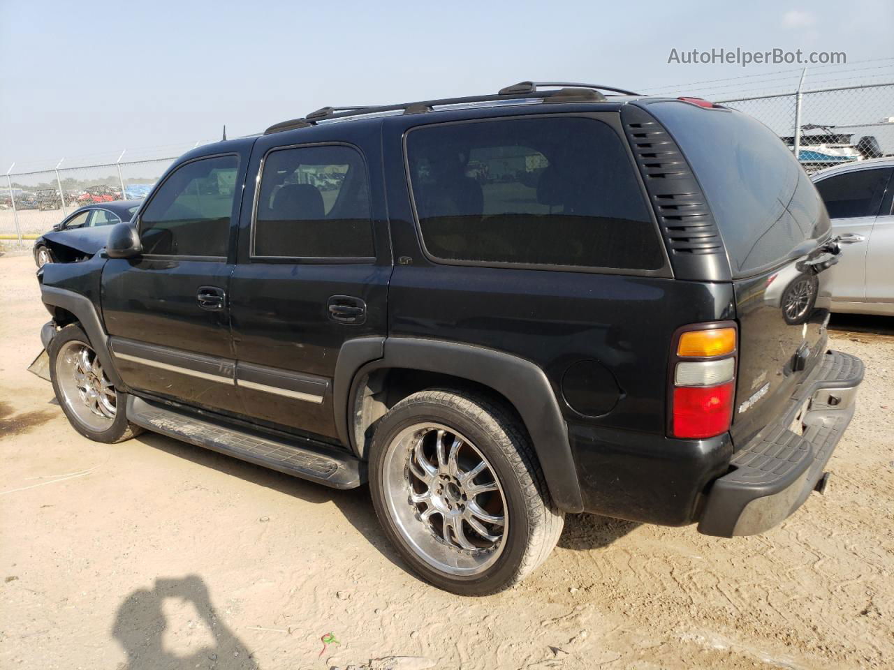 2004 Chevrolet Tahoe C1500 Black vin: 1GNEC13Z64R301779