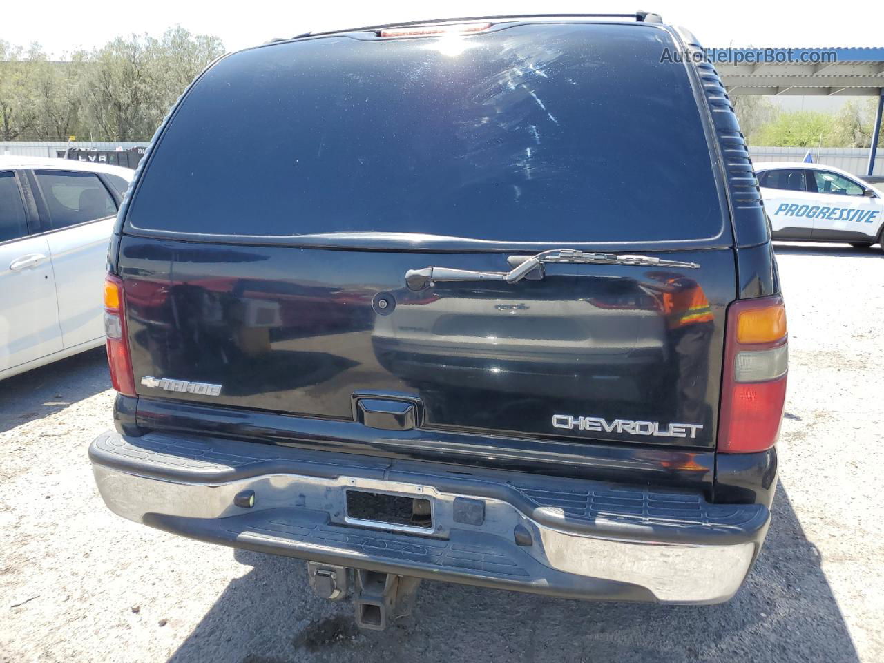 2004 Chevrolet Tahoe C1500 Black vin: 1GNEC13Z74R184925